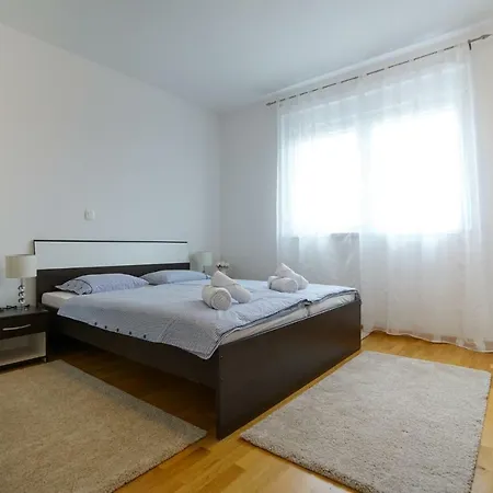 Apartman Reno *