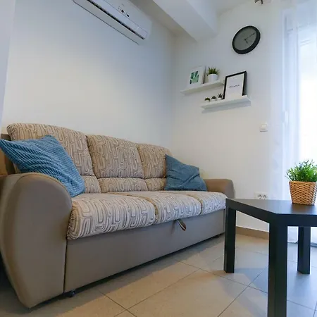 Apartment Apartman Reno *